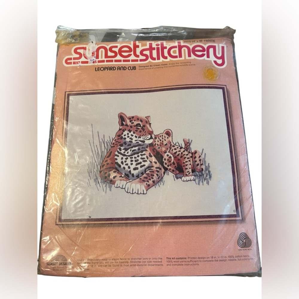 Vintage Sunset Stitchery Leopard and Cub Kit